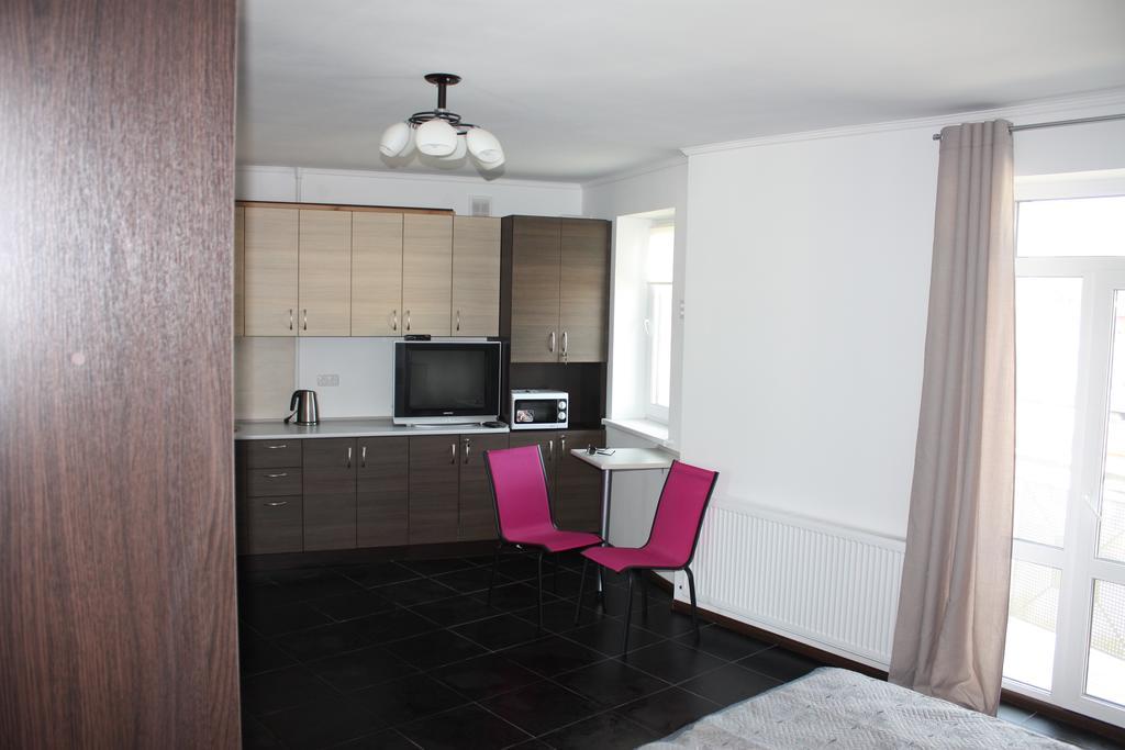 Suite On Railway Station Iwano-Frankiwsk Pokój zdjęcie