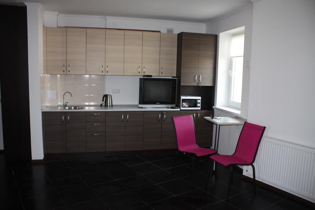 Suite On Railway Station Iwano-Frankiwsk Pokój zdjęcie