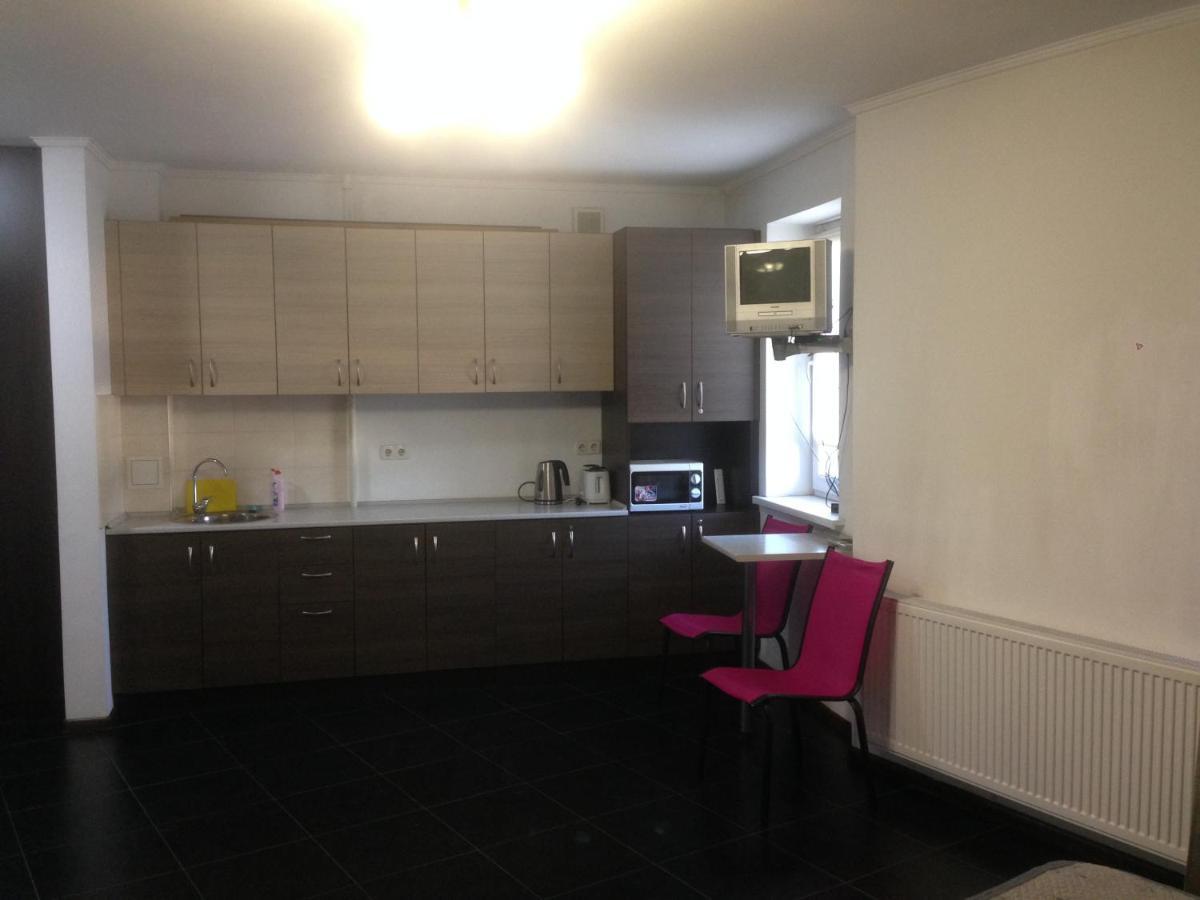 Suite On Railway Station Iwano-Frankiwsk Zewnętrze zdjęcie