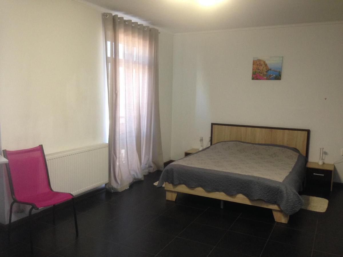 Suite On Railway Station Iwano-Frankiwsk Zewnętrze zdjęcie